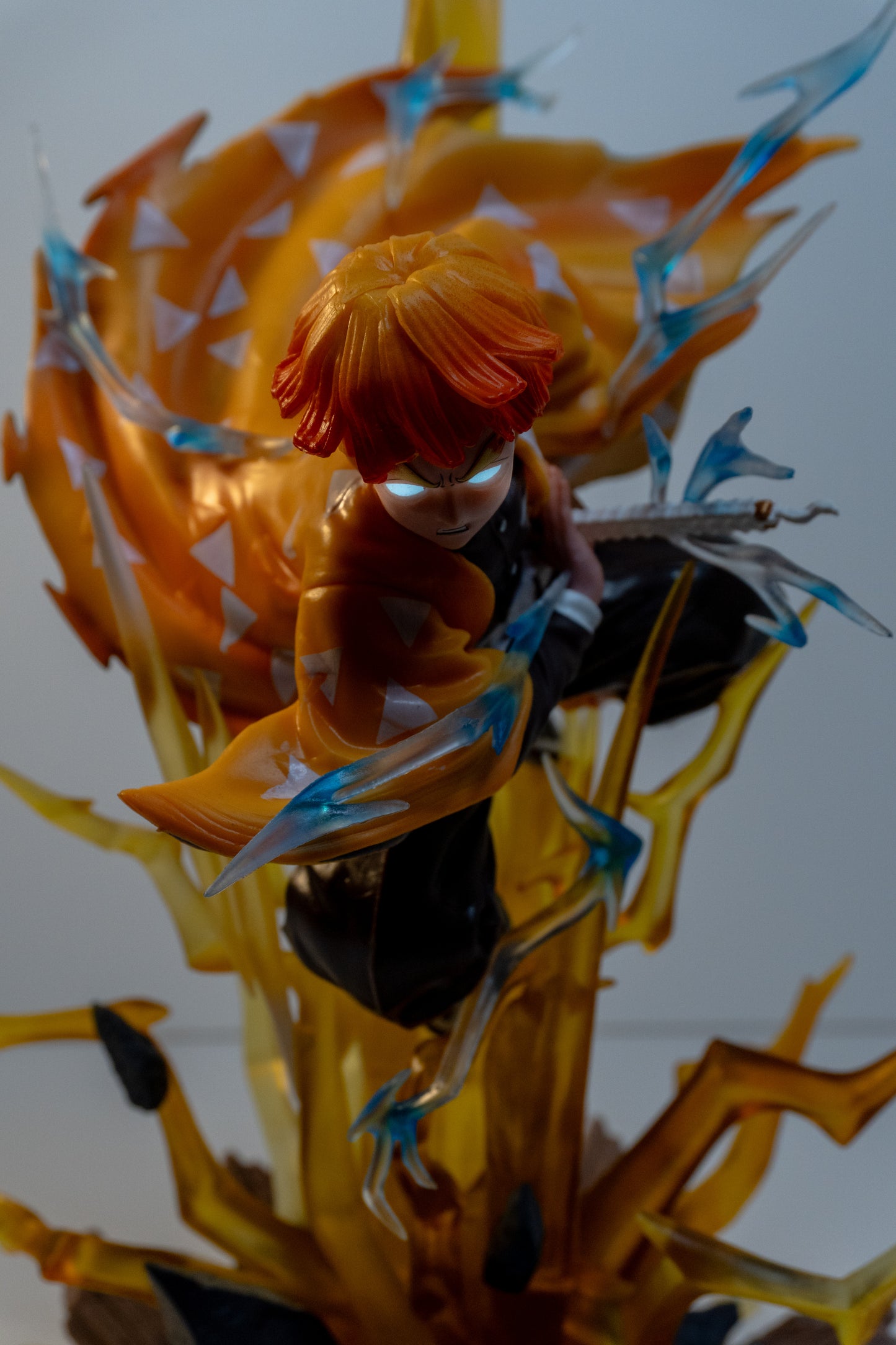 Zenitsu Agatsuma Lightning Effect Figure