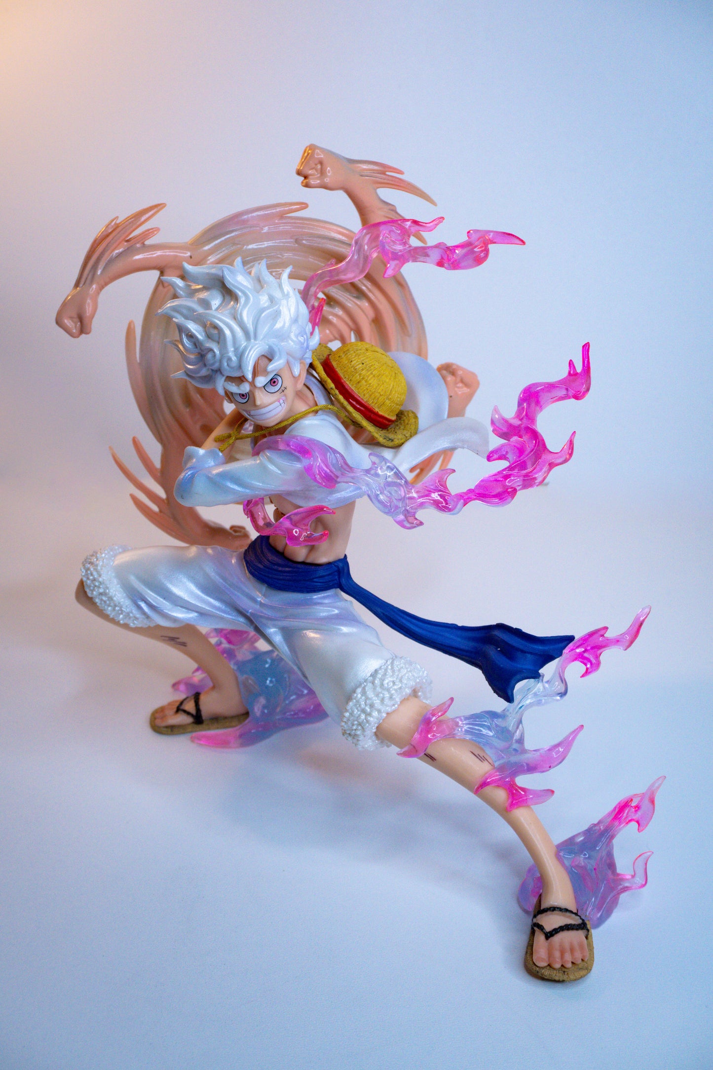 Monkey D. Luffy Gear 5 Figure – One Piece