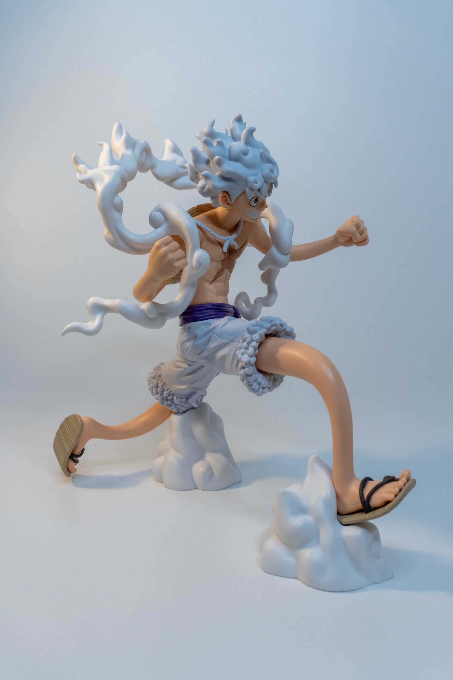 Banpresto One Piece Monkey D. Luffy Gear 5 Figure – Bandai Spirits Original